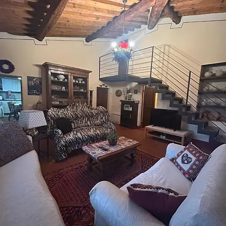 Le Querciole Tatil Evi *